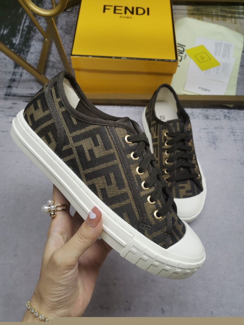 F**di casual shoes